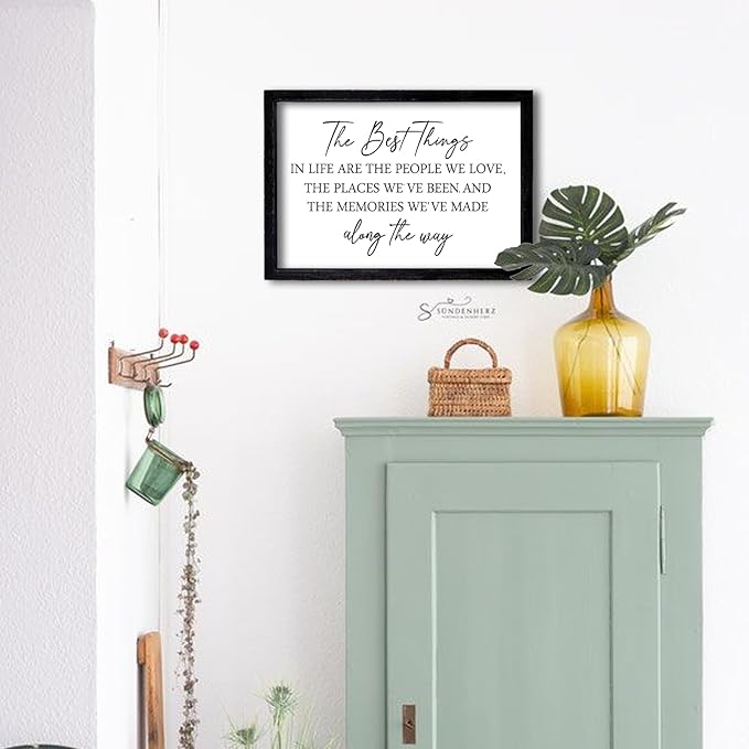 Comurdyo The Best Things in Life Sign 15.7''×11'' Framed Wood Memories Inspirational Quotes Wall Decor Vintage Farmhouse Wedding Gifts Sign Wall Art for family Home Bedroom (Black White)