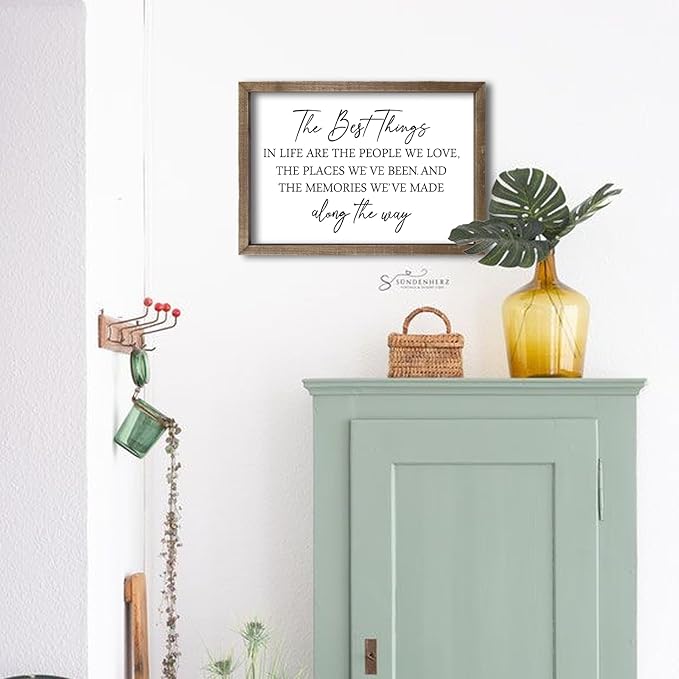 Comurdyo The Best Things in Life Sign 15.7''×11'' Framed Wood Memories Inspirational Quotes Wall Decor Vintage Farmhouse Wedding Gifts Sign Wall Art for family Home Bedroom (Wood)