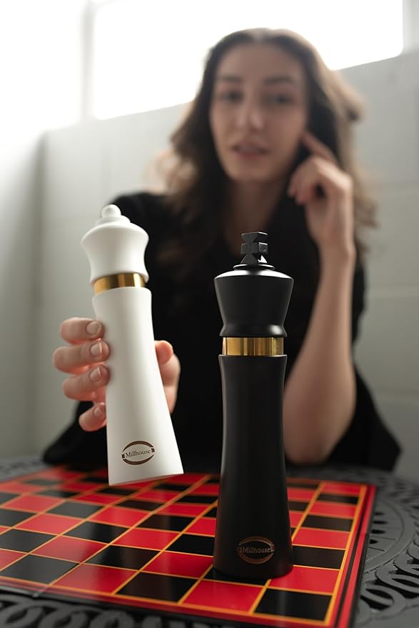 King & Queen Chess Piece Pepper Grinder, Set of 2 Salt and Pepper Grinder set Manual, Refillable Salt and Pepper Mills, Perfect Kitchen Decor, Essential Kitchen Gift for Chess Enthusiasts (9 Inch)
