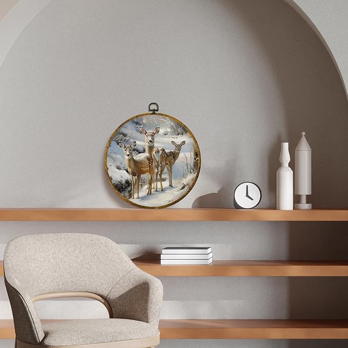 CUANFDDSF Vintage Winter Deer Round Wall Art Decor, Rustic Christmas Winter Deer Wall Hanging Frame Decor, Antique Retro Farmhouse Canvas Prints Decorations for Home Bedroom Living Room, 10x10 Inch