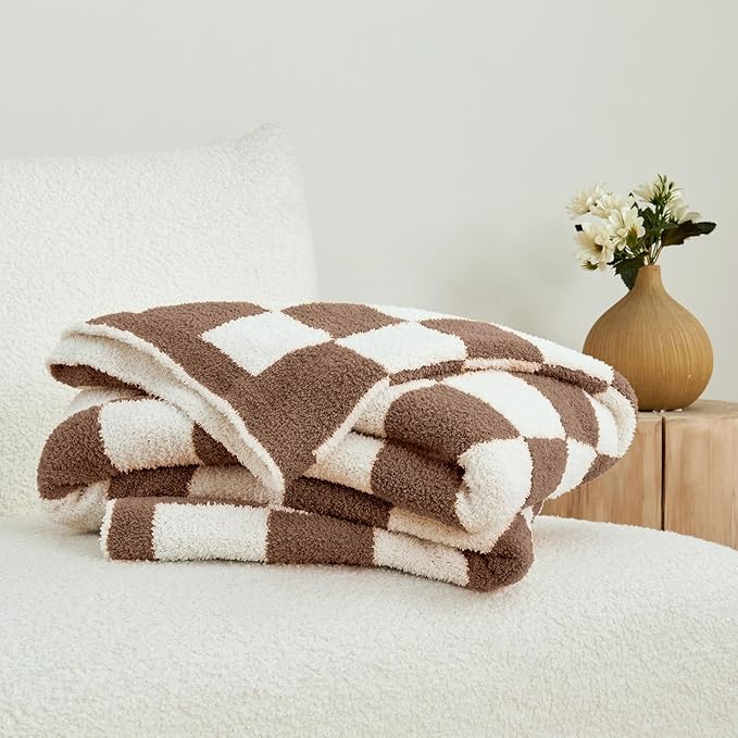 CozeCube Checkered Blanket, Ultra Soft Cozy Dark Brown and White Throw Blanket, Warm Cozy Knit Fuzzy Plush Checkerboard Throw for Couch Bed Sofa, 60"x80"