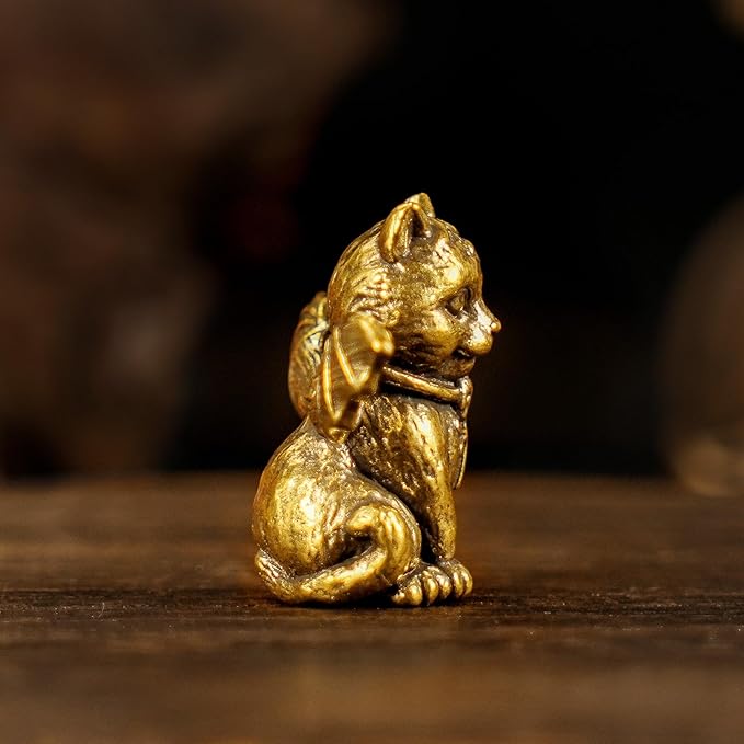 CHOVY Retro Handcrafted Evil Cat Sculpture - 100% Solid Brass Demon Cat Figurine with Wings & Fangs | Gothic Dark Fantasy Desktop Decor, Collectible Art Piece Unique Gift
