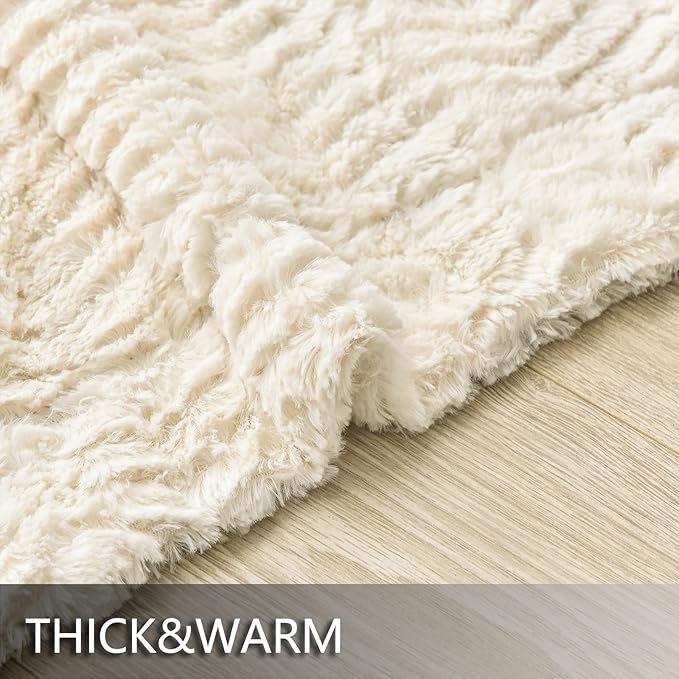 YUSOKI Luxury Faux Fur Throw Blanket(Without Pillows) 2 Layers,3lb,All Ages,Home Decoration, (Ivory,50" x 63")