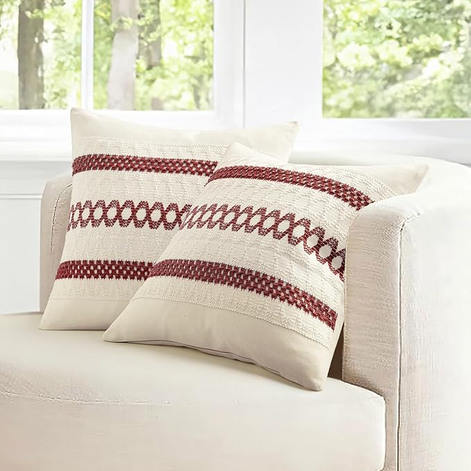 MIULEE Set of 2 Christmas Burgundy Boho Decorative Pillow Covers 20x20 Inch Farmhouse Rustic Couch Throw Pillows Modern Cotton Cushion Covers Retro Cute Macrame Woven Home Decor for Bed Sofa Chair