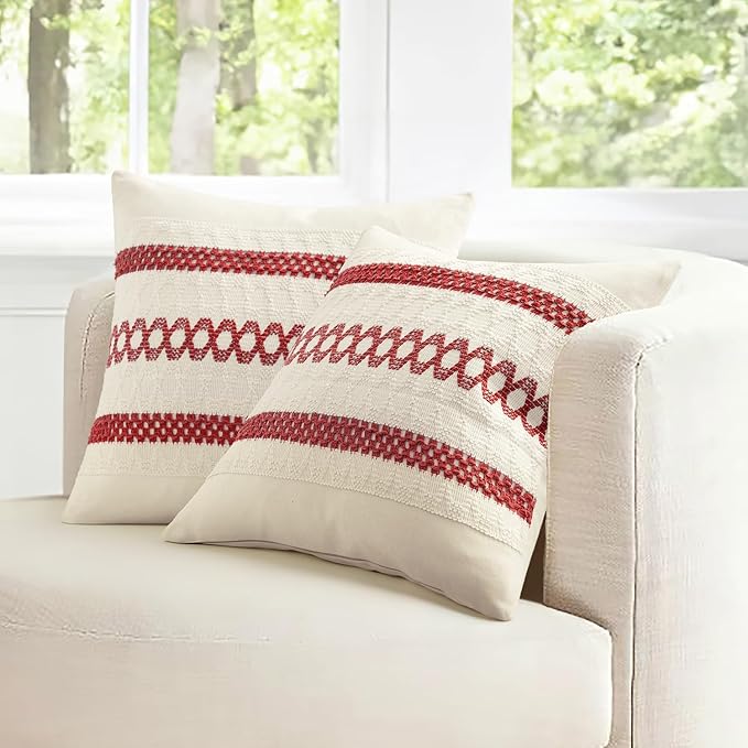 MIULEE Set of 2 Christmas Red Boho Decorative Pillow Covers 18x18 Inch Farmhouse Rustic Couch Throw Pillows Modern Cotton Cushion Covers Retro Cute Macrame Woven Home Decor for Bed Sofa Chair