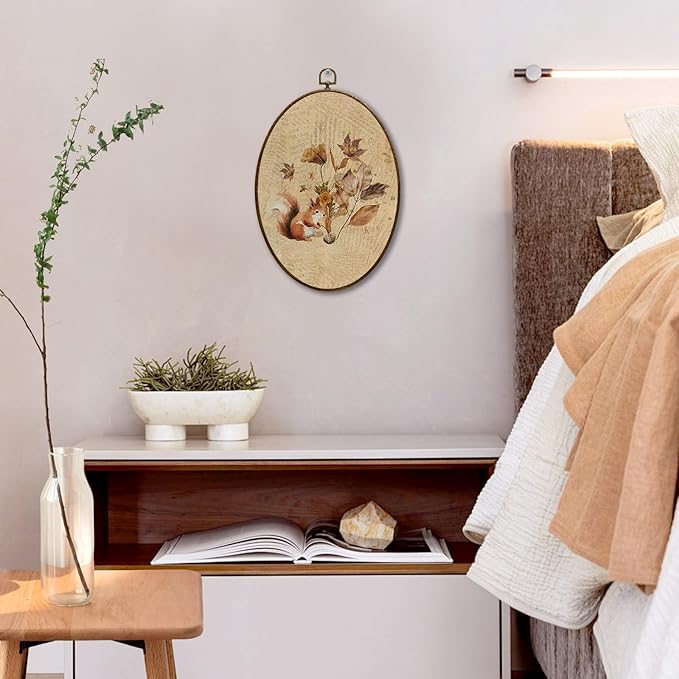 JQF Vintage Fall Squirrel Oval Wall Art, Farmhouse Autumn Floral Squirrel Oval Canvas Wall Art, Retro Rustic Fall Animal Framed Prints Hanging Decor for Home Bedroom Living Room, 8.5x11.5 Inch