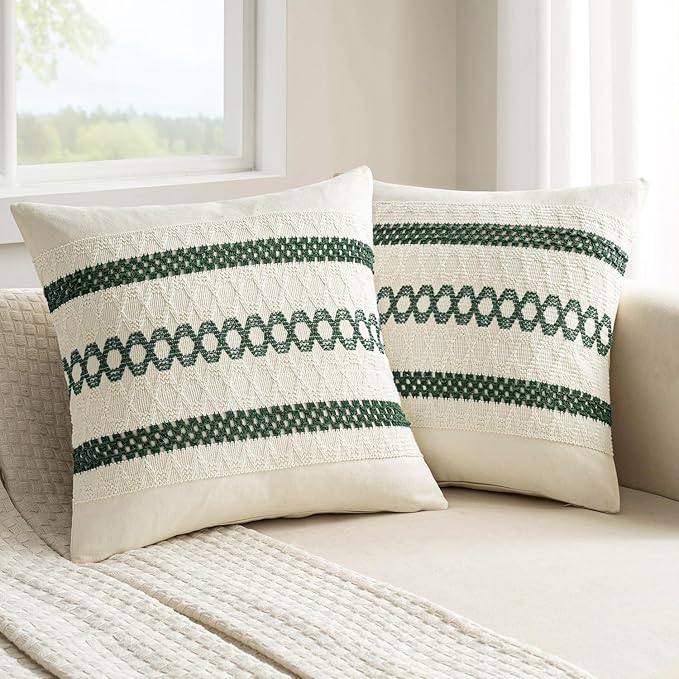 MIULEE Set of 2 Dark Green Boho Christmas Decorative Pillow Covers 18x18 Inch Farmhouse Rustic Couch Throw Pillows Modern Spring Cotton Cushion Cover Retro Macrame Woven Home Decor for Bed Sofa Chair