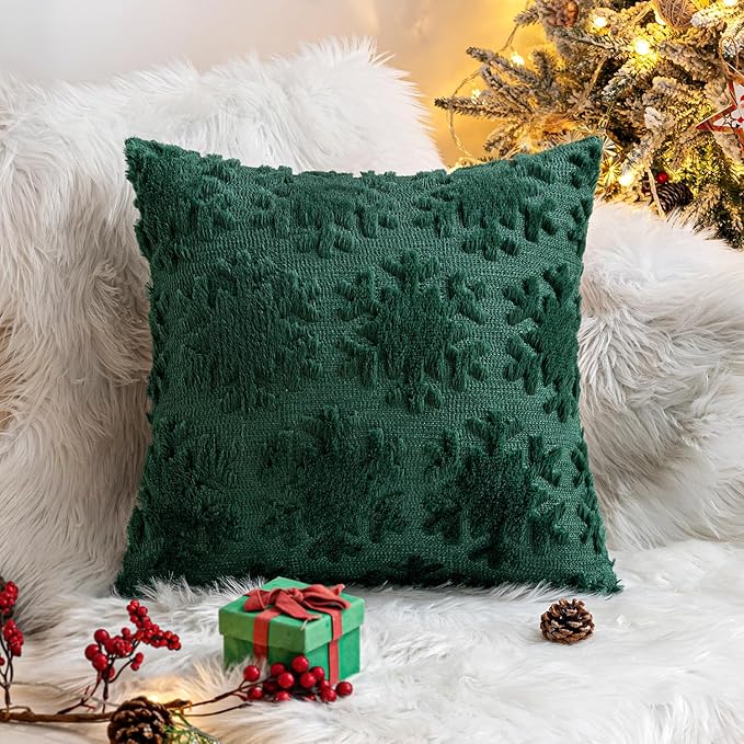 MIULEE Christmas Snowflake Decorative Throw Pillow Covers Set of 2,Soft Fluffy Faux Wool Winter Holiday Couch Pillows for Farmhouse Boho Home Decor Sofa Bed Porch Living Room 18x18 Inch Green