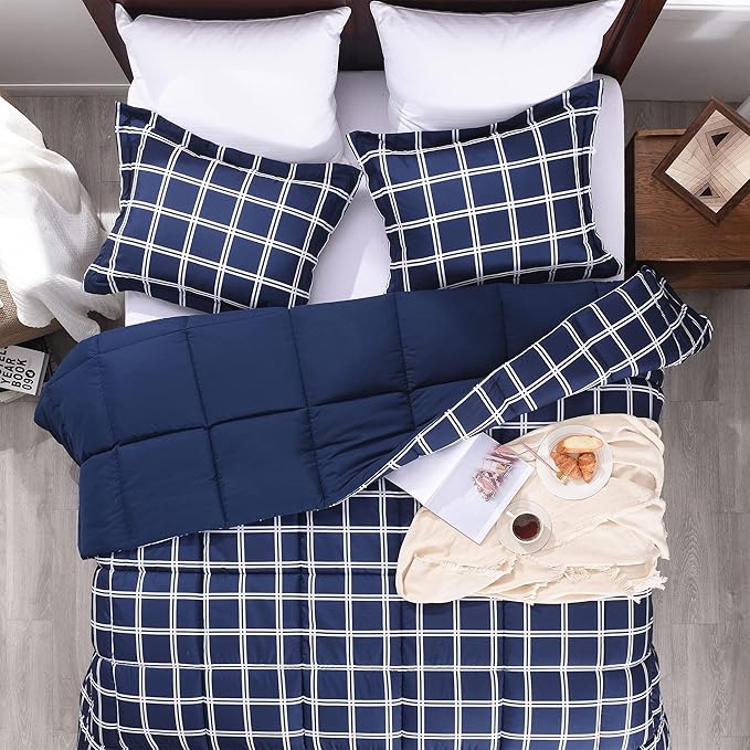 Basic Beyond King Comforter Sets 3 Piece Double-Line Plaid Lightweight Microfiber Down Alternative Comforter for All Season (1 Grid Comforter with 2 Pillowcases, Navy/White)