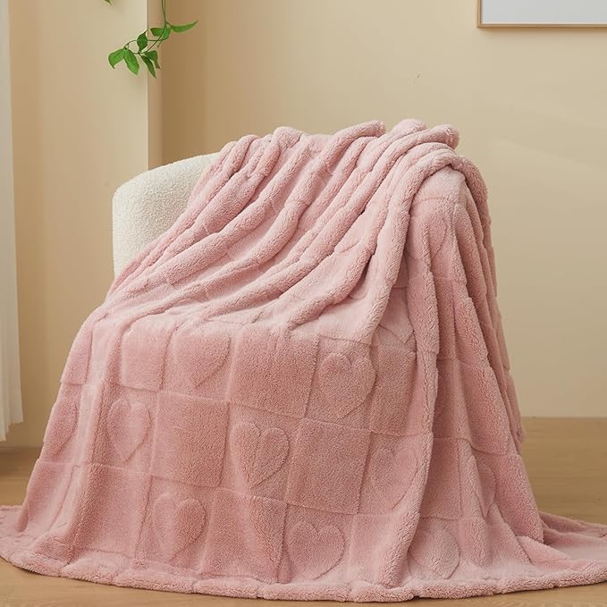 NEWCOSPLAY Super Soft King Blanket Pink Love Premium Silky Flannel Fleece 3D Heart Checkered Lightweight Bed Blanket All Season Use (Pink Love, King(90"x110"))