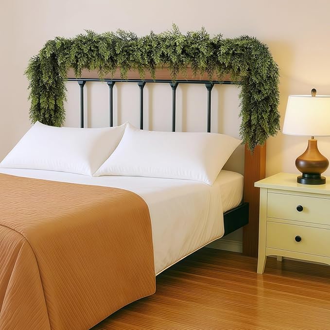 LVZHIYUAN 2 Pcs 6FT Christmas Garland, Christmas Decorations, Real Touch Cedar Garland, Artificial Cypress Garlands for Mantle Fireplace Table Door Wall Upstairs Indoor Outdoor Holiday Xmas Decor