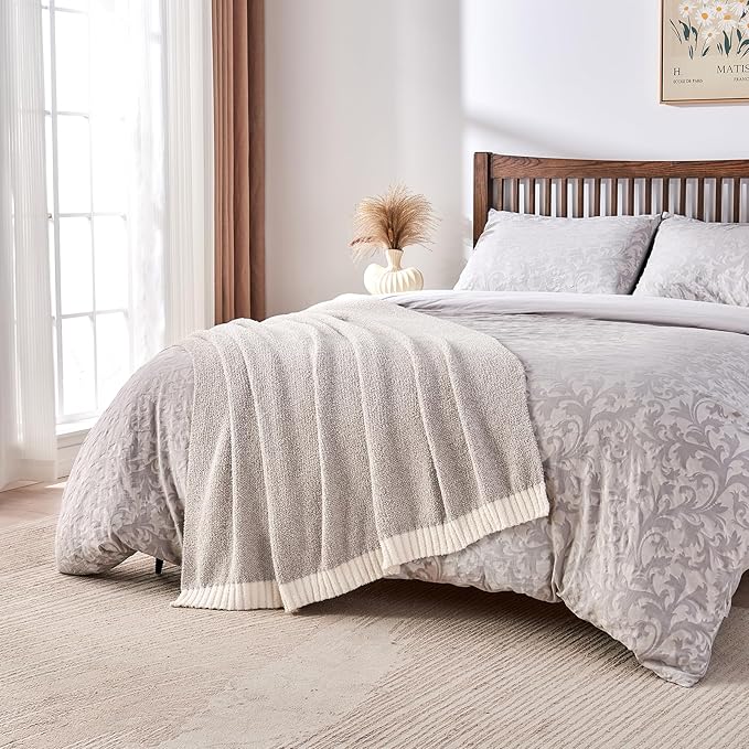 CozeCube Melange Blanket, Ultra Soft Grey and White Throw Blanket, Warm Cozy Knit Fuzzy Plush Reversible Throw for Couch Bed Sofa, 50"x60"