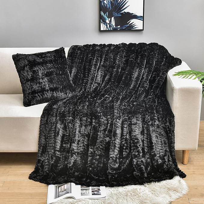 YUSOKI Luxury Faux Fur Throw Blanket(Without Pillows) 2 Layers,3lb,All Ages,Home Decoration, (Black,50" x 63")