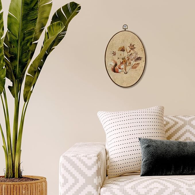 JQF Vintage Fall Squirrel Oval Wall Art, Farmhouse Autumn Floral Squirrel Oval Canvas Wall Art, Retro Rustic Fall Animal Framed Prints Hanging Decor for Home Bedroom Living Room, 8.5x11.5 Inch