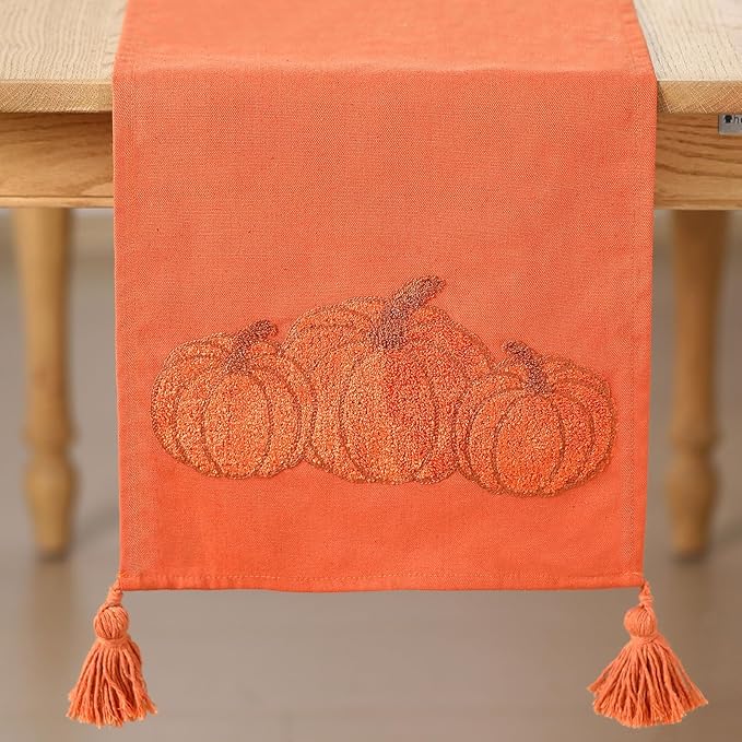 Breling Thanksgiving Pumpkin Table Runner Jacquard Fall Pumpkin Thanksgiving Dinner Table Runner Autumn Harvest Decoration for Kitchen Dining Home Dinner Party 13x72 Inch(Rust)