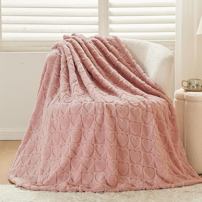 NEWCOSPLAY Super Soft King Blanket Dusty Pink Love Premium Silky Flannel Fleece 3D Heart Checkered Lightweight Bed Blanket All Season Use (Dusty Pink Love, King(90"x110"))