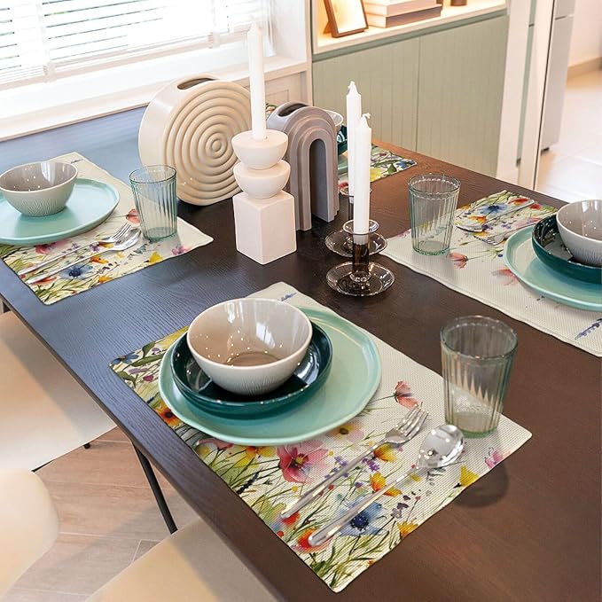 Daisy Lavender Floral Spring Garden Placemat Set of 4,12x18 Inch Garden Plants Linen Washable Fabric Table Mats for Holiday Decoration Kitchen Dining Table Place Mats