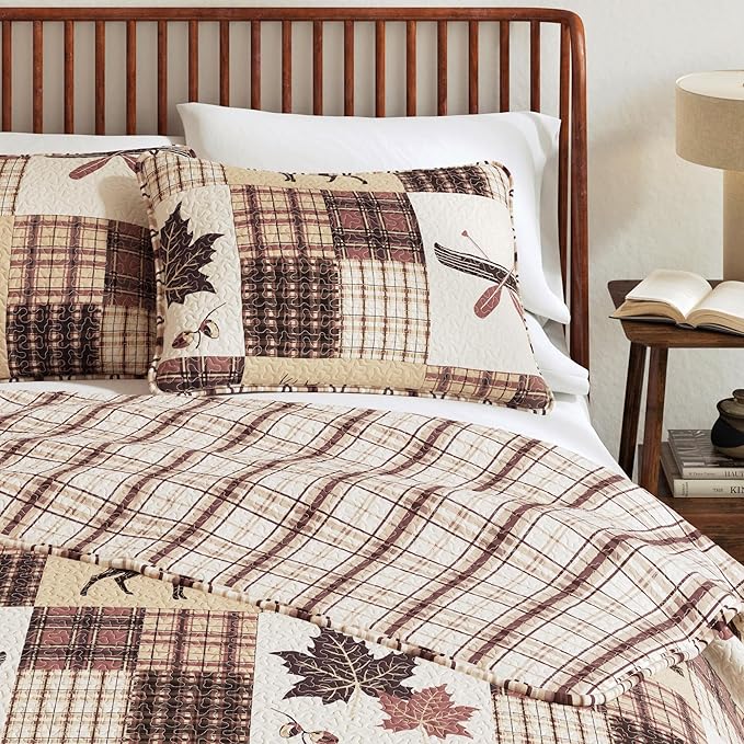 Great Bay Home Lodge Bedspread Twin/Twin XL Size Kid's Quilt Set with 1 Sham. Cabin 2-Piece Reversible All Season Quilt Set. Rustic Quilt Coverlet Bed Set. Redwood Collection.