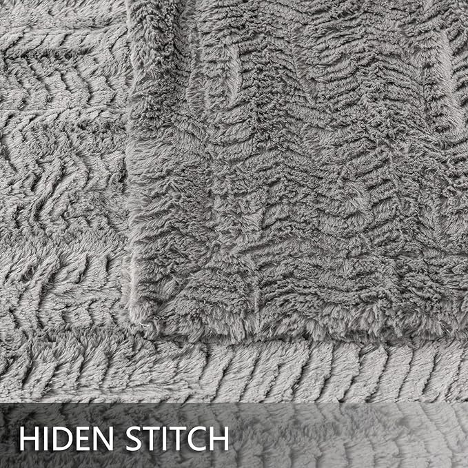 YUSOKI Luxury Faux Fur Blanket for Queen Size Bed 2 Layers,7.3lb,All Ages,Home Decoration Without Pillows (Grey,90"x90")