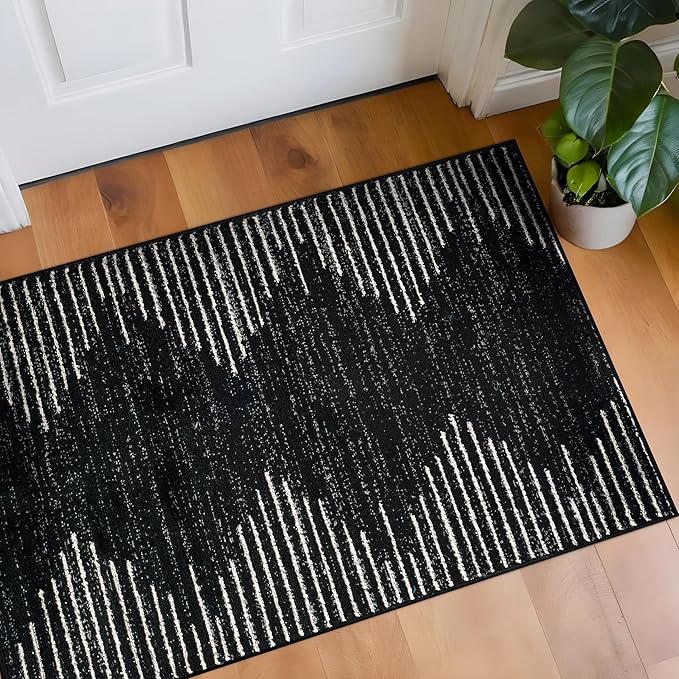 Rugshop Bohemian Stripe Stain Resistant High Traffic Living Room Kitchen Bedroom Dining Home Office Area Rug 2'7" x 4' Black