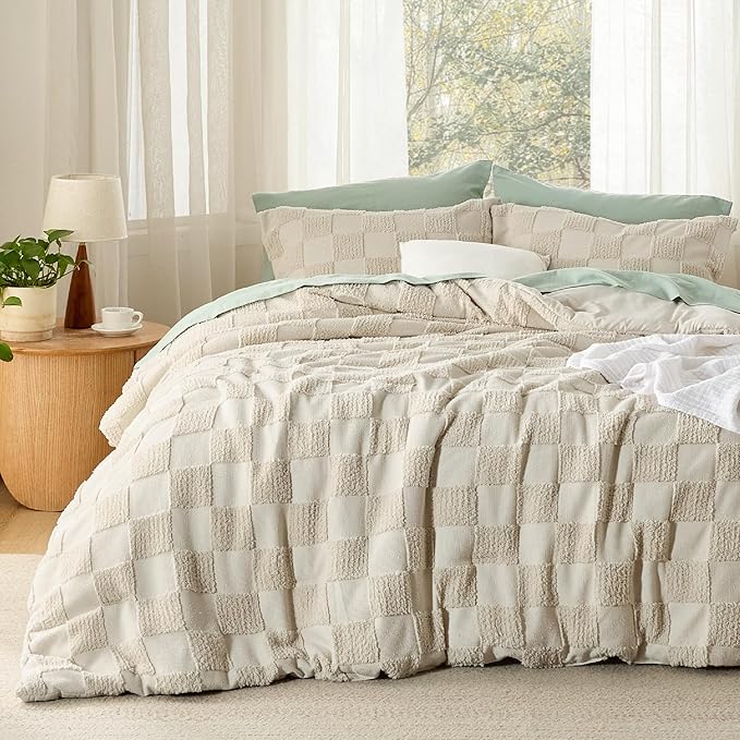 Bedsure King Size Comforter Set Beige, Boho Tufted Bed Set, Checkered Farmhouse Shabby Chic Bedding, 3 Pieces, 1 Plaid Geometric Comforter and 2 Pillow Shams