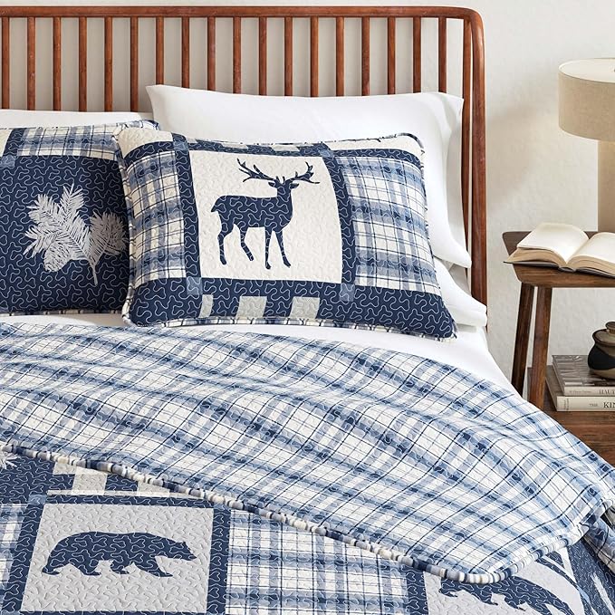 Great Bay Home Lodge Bedspread Full/Queen Size Quilt with 2 Shams. Cabin 3-Piece Reversible All Season Quilt Set. Rustic Quilt Coverlet Bed Set. Stonehurst Collection. (Navy/Grey)