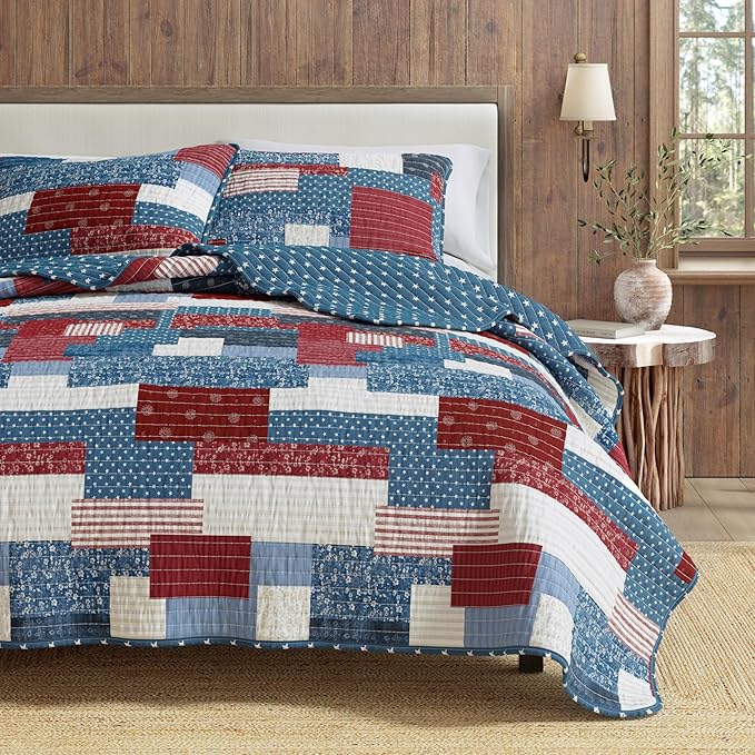 Great Bay Home 2-Piece Twin/Twin XL Microfiber Quilt Set with Shams - Americana Patchwork Reversible Design - Lightweight, All-Season, Layerable Bedding Set