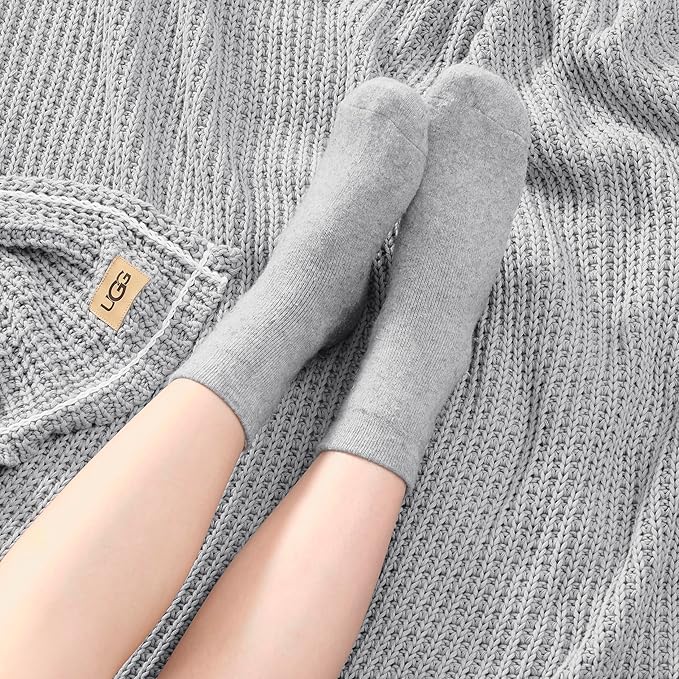 UGG Luna Knit Throw Cotton Chunky Soft Throw Blanket for Couch or Bed Cozy Washable Giftable Lightweight Blanket for Living Room or College Dorm, 50-inch x 70-inch, Stone Grey