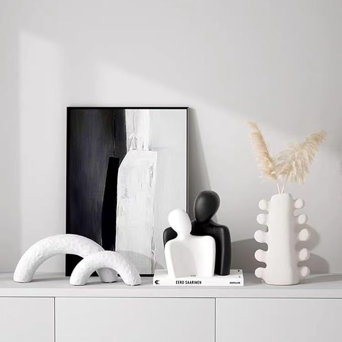 Couple Sculptures for Home Decor,Hugging Figurines,Modern Romantic Sculptures for Living Room Bedroom Office Decor,Gift for Anniversary Valentine（Black+White）