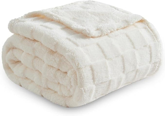NEWCOSPLAY Super Soft Throw Blanket Ivory Premium Silky Flannel Fleece 3D Checkered Lightweight Bed Blanket All Season Use (Ivory Checkered, Throw(50"x70"))