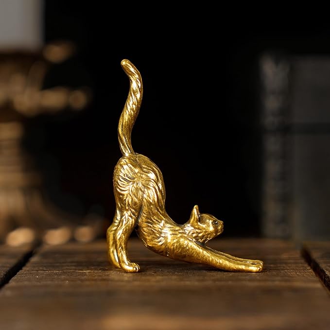 CHOVY Retro Seductive Cat Sculpture-Elegant Stretched Pose 100% Solid Brass Handcrafted - Ideal Home Decor Desk Ornament Collectible Art Piece Office Accent Artistic Scene Decoration