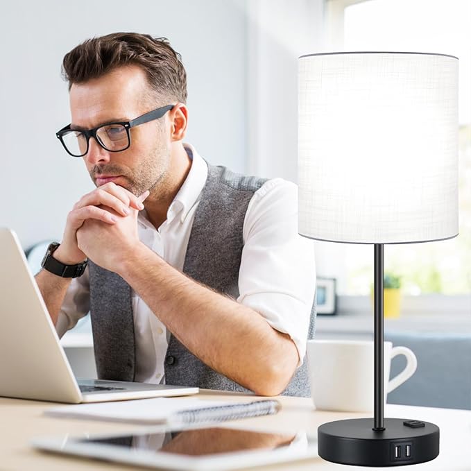 Lynnoland 𝟮𝟬𝟮𝟯 𝗡𝗘𝗪 Set of 2 Touch Control Table Lamps with 2 USB & AC Outlet, 3-Way Dimmable Bedside Nightstand Lamps for Bedroom Living Room Nursery, 800 Lumens 5000K Daylight Bulbs Included