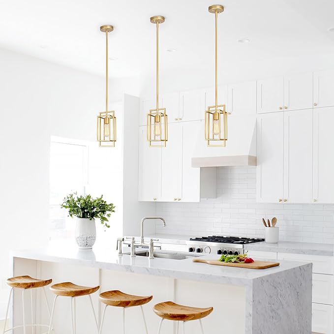 Muted Gold Pendant Lighting Fixture with Geometric Metal Cage, 1-Light Industrial Mini Lamp for Kitchen Island, Cafe Bar, Dining Room