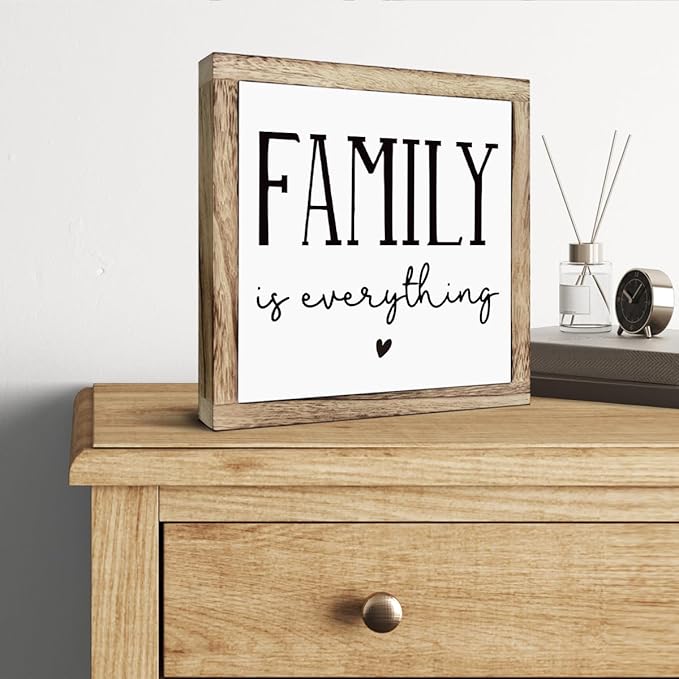 Farmhouse Home Decor, Living Room Decor for Shelf, Home decoration Accent, Rustic Tabletop Decoration, Inspirational Family Signs, Wooden Plaques Box Signs, Family is Everything Sign 9.8 * 9.8 Inch