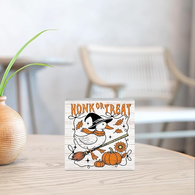 Funny Silly Goose Fall Decor, Retro Fall Decorations for Home Office, Autumn Goose Gifts for Animals Lovers Decorations for House Kitchen 5 x 5 inches (Tub 1711)