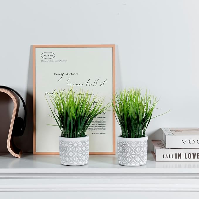 MyGift Artificial Grass Plant in Modern Gray Concrete Pot with Geometric Embossed Pattern, Tabletop Faux Greenery in Decorative Round Cement Planter, Set of 2
