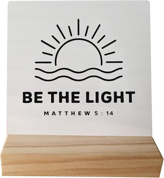 Christian Bible Verse Matthew 5:14 Be the Light Sun Desk Small Wood Sign Signs with Wooden Stand,Inspirational Religious Sign Decor for Home Church,Christian Gifts for Women Men Teen Girls Boys