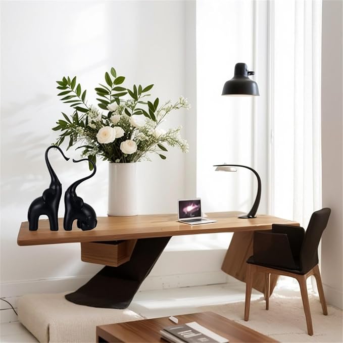 Loving Elephant Statues Home Decor, Small Black Elephant Figurines in Love, Elephant Sculpture Heart Decorative Objects for Bookshelf Decor