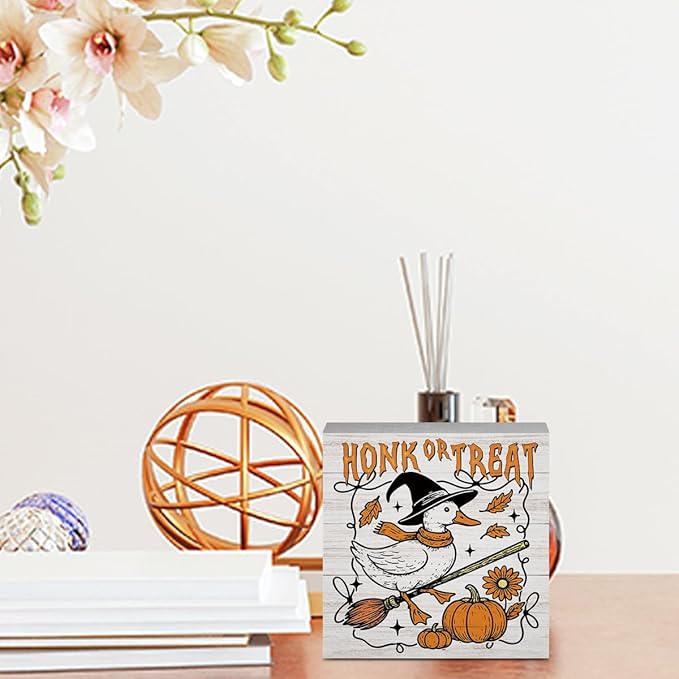 Funny Silly Goose Fall Decor, Retro Fall Decorations for Home Office, Autumn Goose Gifts for Animals Lovers Decorations for House Kitchen 5 x 5 inches (Tub 1711)