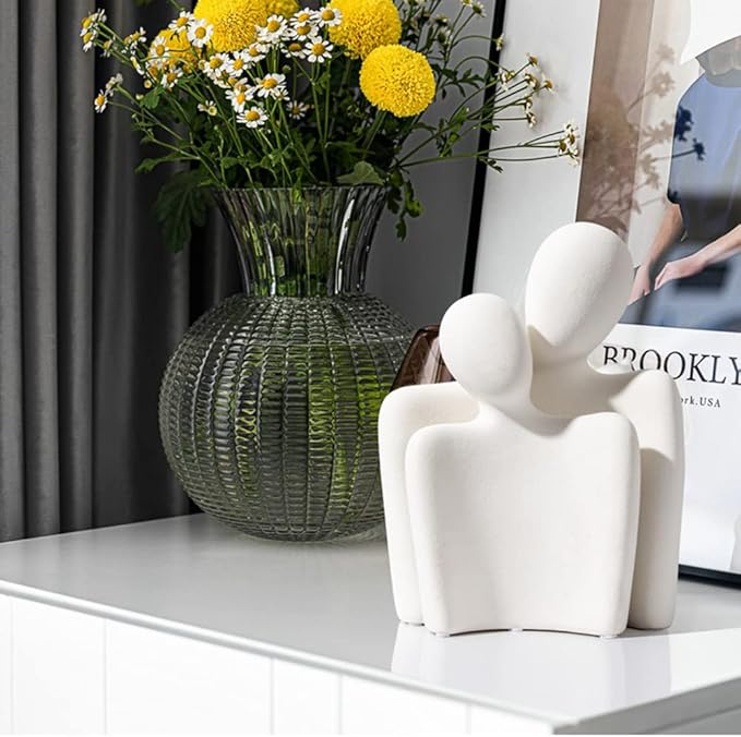 Couple Sculptures for Home Decor,Hugging Figurines,Modern Romantic Sculptures for Living Room Bedroom Office Decor,Gift for Anniversary Valentine（White）