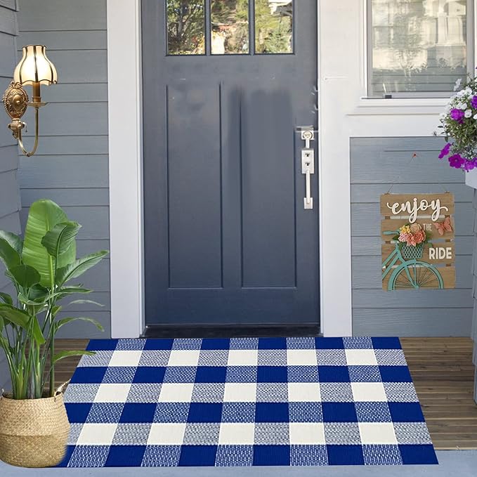SEEKSEE Cotton Buffalo Plaid Rug 27.5"x43" Blue and White Checked Rug Washable Doormats Indoor Outdoor Rugs for Layered Front Door Mats, Porch, Kitchen, Farmhouse, Entryway