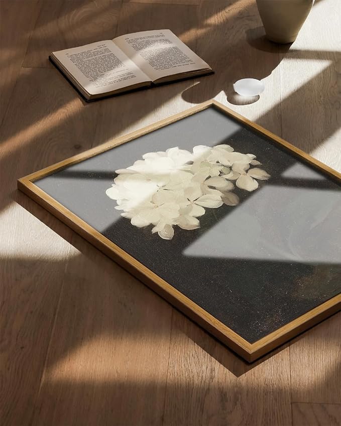 KBKBART Framed Wall Art Vintage Wall Art Room Decor, White Hydrangea Still Life Flower Canvas Oil Painting Prints, Classical Floral Wall Decor, Bedroom Bathroom Pictures Artwork（16“x24