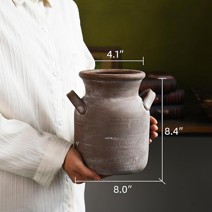 Quoowiit Ceramic Rustic Farmhouse Vase, Distressed Decorative Flower Vases for Home Decor, Ideal Shelf Decor, Brown Boho Vase for Living Room Bedroom Kitchen Office Decor Centerpiece Table Decorations