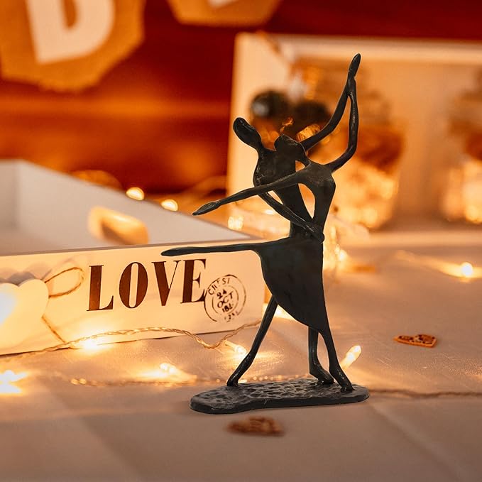 Handcrafted Iron Couple Sculpture Cast Iron Gift for Anniversaries Wedding Birthday Valentines, Desktop Decoration
