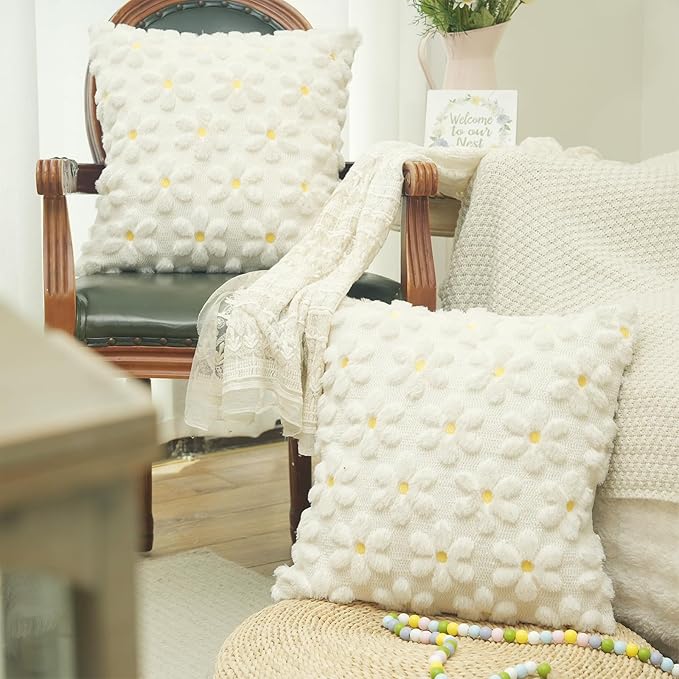 GEEORY Daisy Soft Plush Pillow Covers, 20 x 20 Inch Set of 2, Fluffy Faux Fur Wool Decorative Farmhouse Cushion Case for Sofa Home Decoration Cream GC030-20