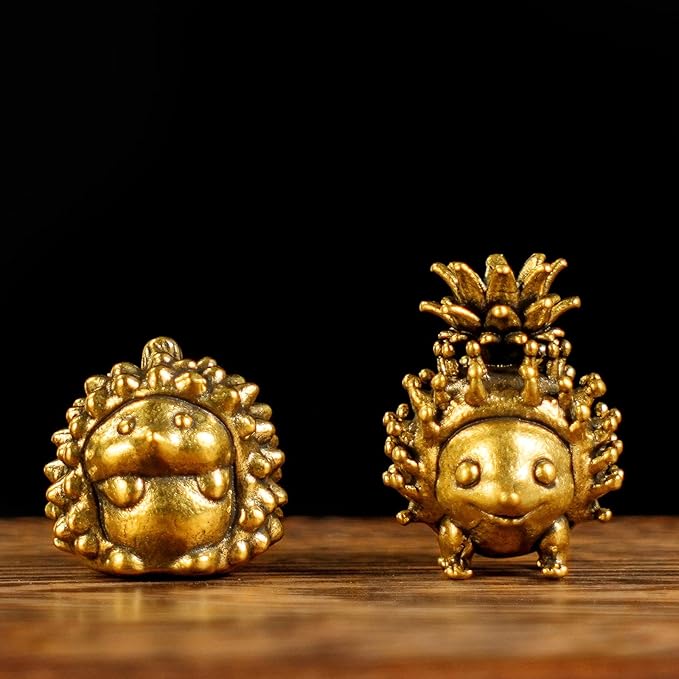 Retro Handcrafted Quirky Hedgehog Ornament - 100% Solid Brass Durian Hedgehog Sculpture | Vintage Style Collectible Art Piece for Home & Office | Unique Gift for Animal Lovers & Food Enthusiasts