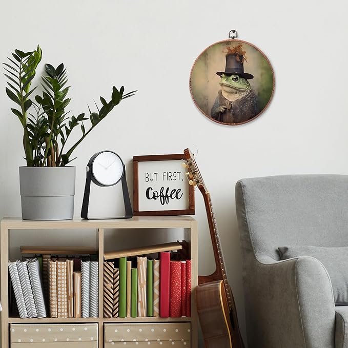 Frog Vintage Round Art Wall Hanging, Iron hanging eyelet, Modern Living Room Wall Decor, medieval framed artwork canvas print, for home bedroom rustic farmhouse decoration - A02