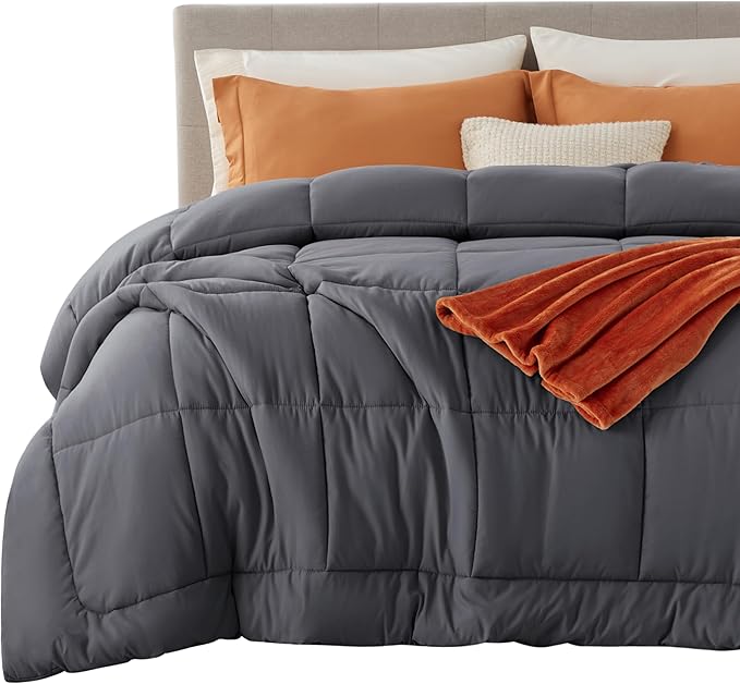 Bedsure Comforter Duvet Insert - Quilted Comforters Cal King Size, All Season Duvet, GentleSoft Down Alternative Bedding, with 8 Tabs, Gifts for Women/Men, Grey, California King 96 X 102 Inches