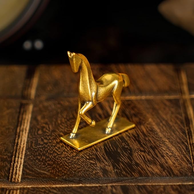 Retro Handcrafted Elegant Abstract Horse Statue 100% Solid Brass with Smooth Curves Raised Leg, Ideal Home Decor Item Collectible Desk Accessory Office Scene Ornament Artistic - Artistic Enhancement