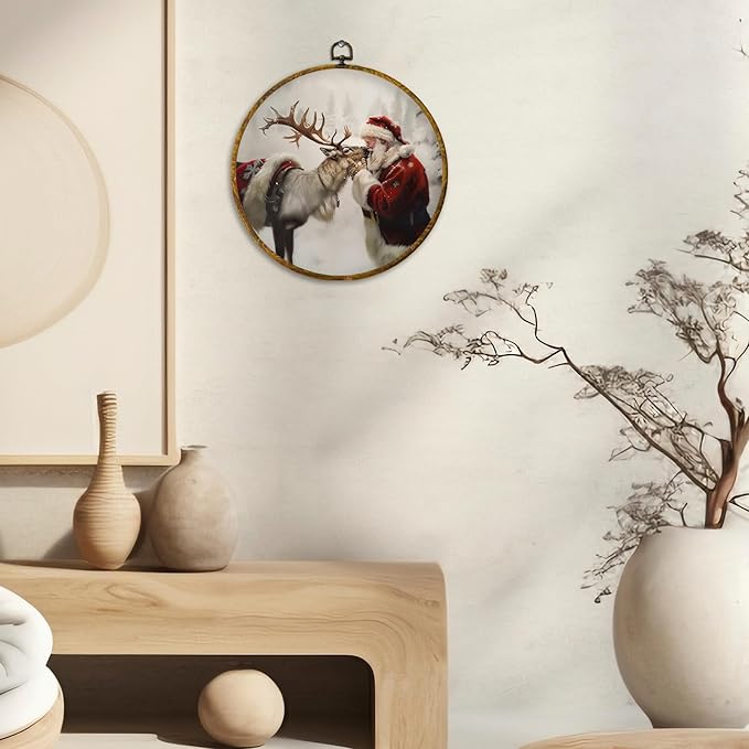 CUANFDDSF Christmas Santa Reindeer Round Wall Art Decor, Rustic Winter Reindeer Santa Claus Holiday Wall Hanging Frame Decor, Winter Christmas Canvas Prints Decorations for Home Bedroom, 10x10 Inch